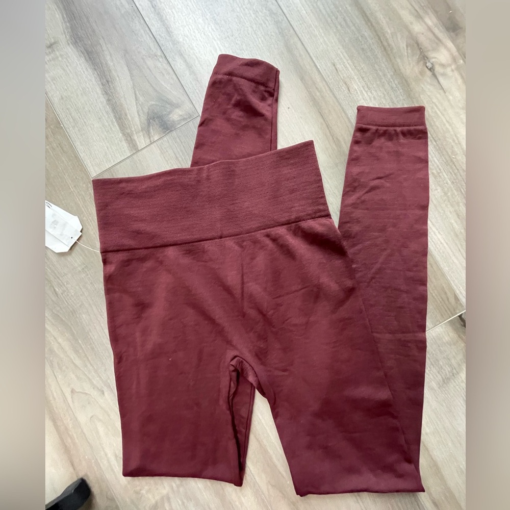 Wonderly Studio Womens Leggings Burgandy Size S New